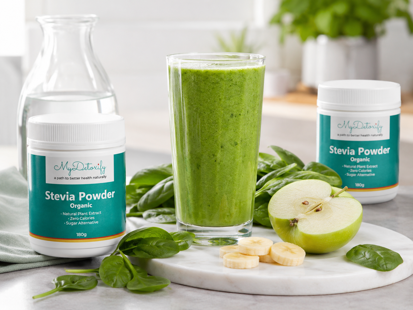 Green smoothie with spinach, green apple, banana and My Detoxify Organic Stevia Powder.